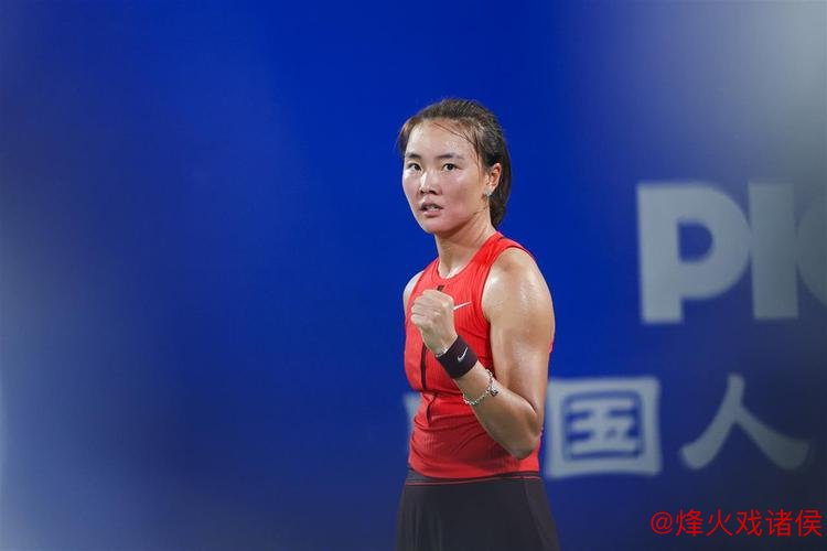 武网首日袁悦王欣瑜旗开得胜 金花搭档晋级次轮