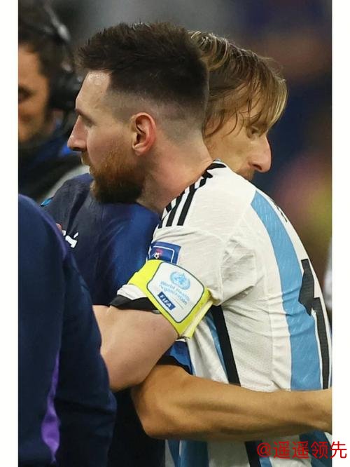 梅西一战创下多项纪录 赛后与莫德里奇深情相拥